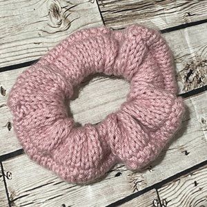 NWOT: HANDMADE Crochet Hair Tie